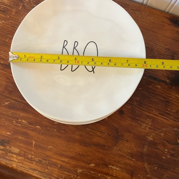 Rae Dunn Melamine Plates - Picture 4 of 4